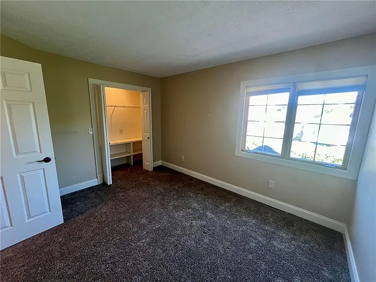 35 Hayfield Way — Photo 7