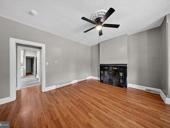 4th image of 1014 N Adams St