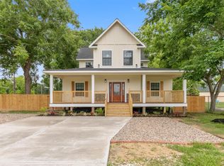 10002 Wilma Ln, Beach City, TX 77523