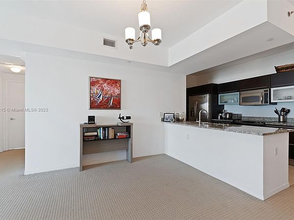 4th image of 950 Brickell Bay Dr APT 3000