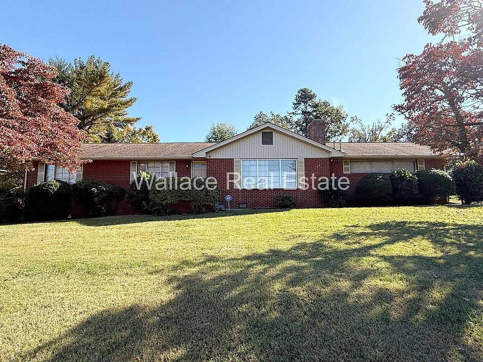 1st image of 6904 Lark Ln