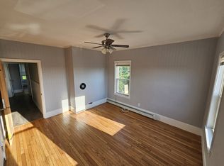 66 Wall St #2, Worcester, MA 01604