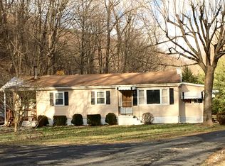4 W Croak Hollow Rd, Lock Haven, PA 17745