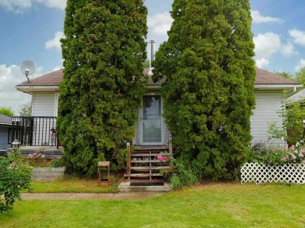 4510 55th Ave, Barrhead, AB T7N 1K1