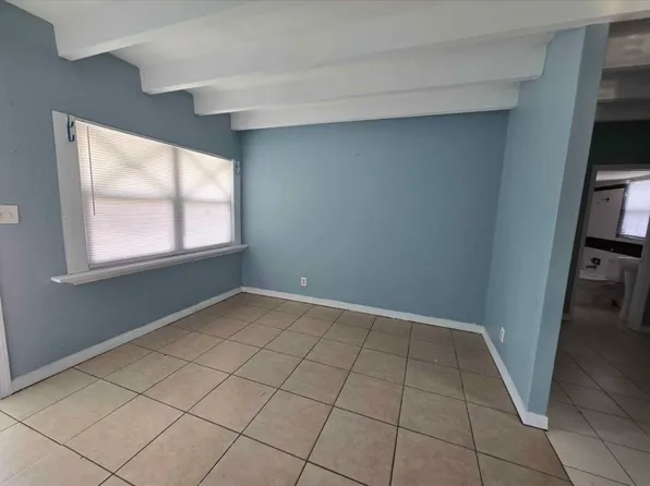 101 S Howard St APT 1, Plant City, FL 33563