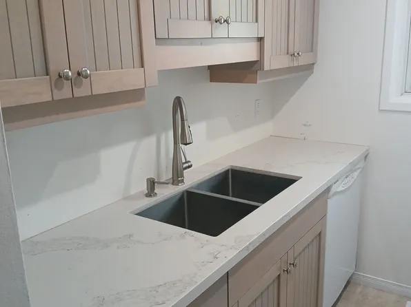 302 Vine St #31, Saint Catharines, ON L2M 7M6