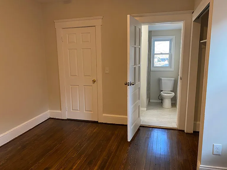 master bedroom with on suite full bath