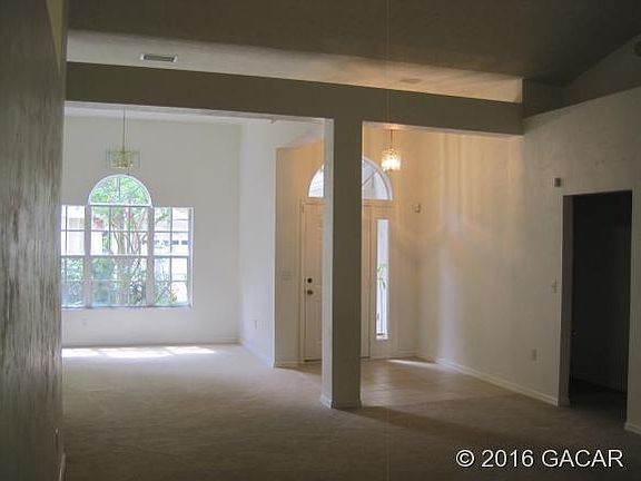 5th image of 4423 NW 35th St