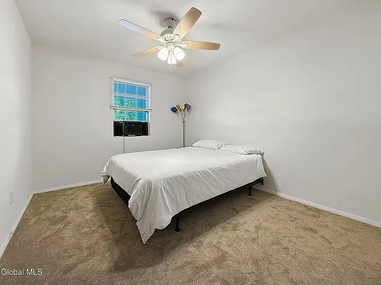 1 Orenda Spring Dr — Photo 4