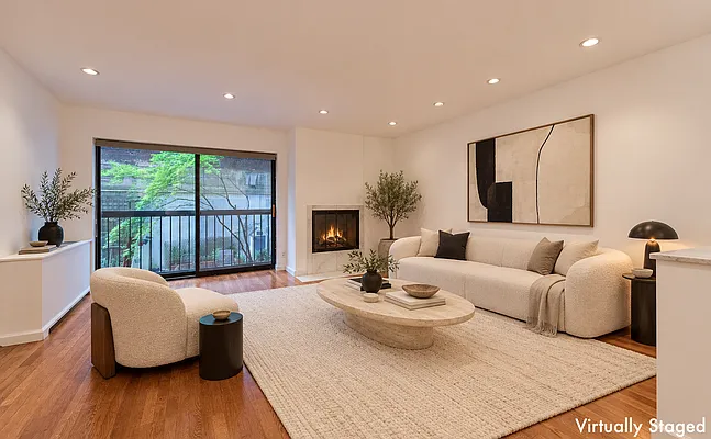 Living room, photo 1