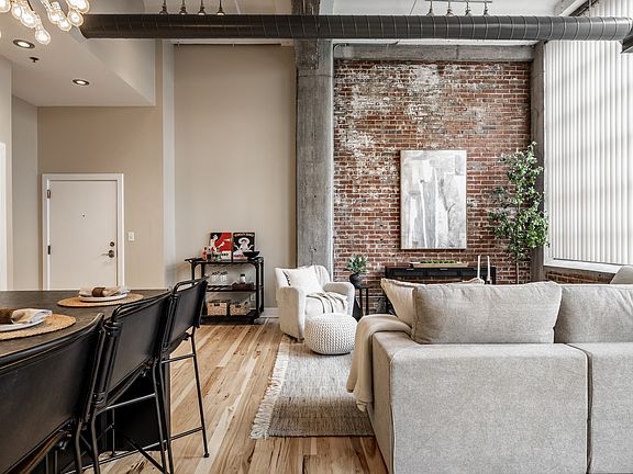 5th image of 611 N Park Ave APT 101