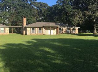 12376 Celeste Rd, Chunchula, AL 36521