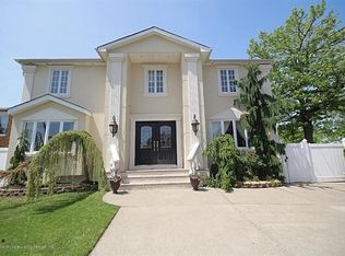 614 Marcy Ave, Staten Island, NY 10309