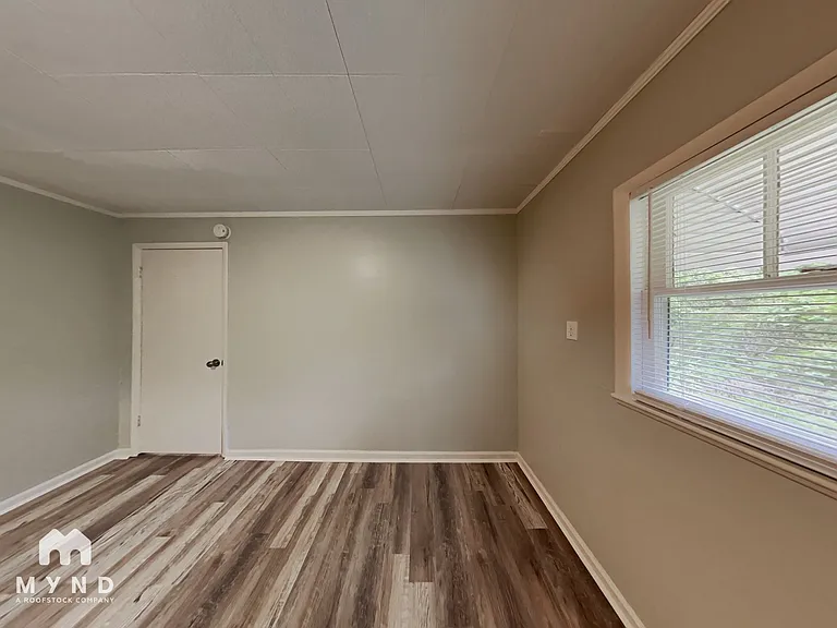 1445 Echols Dr — Photo 17
