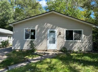 98 Blaine Ave, Pontiac, MI 48342