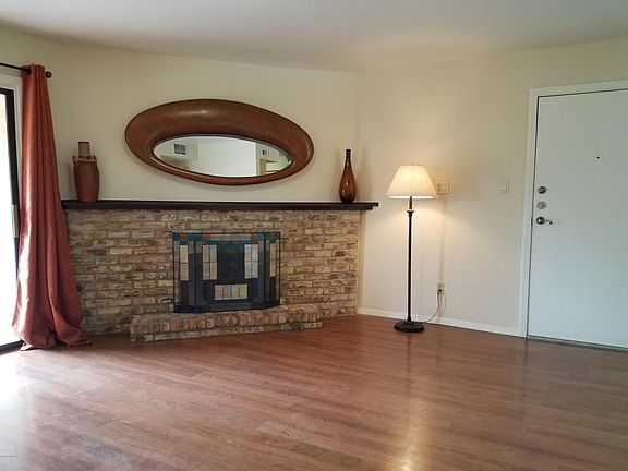 2nd image of 6331 N Barcelona Ct