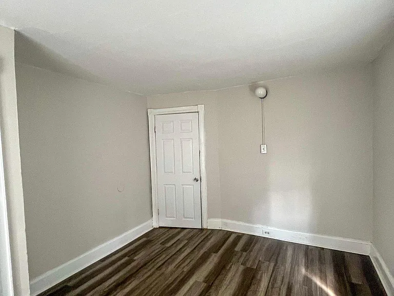103 Newell Ave — Photo 14