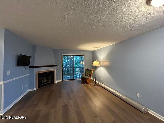 4th image of 391 Moytoy Rd Unit 107