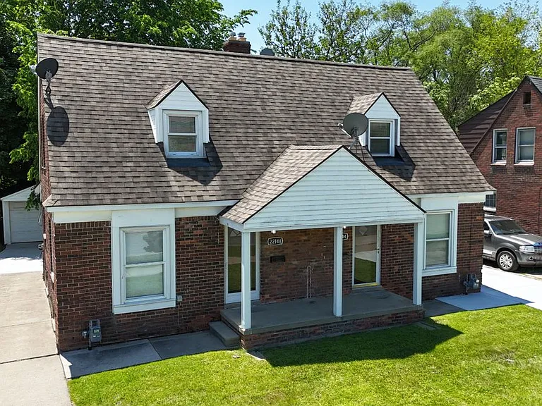 22144 Moross Rd — Photo 3