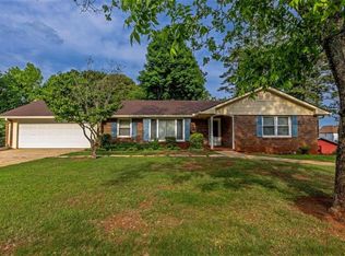 67 Vickers Rd, Fairburn, GA 30213