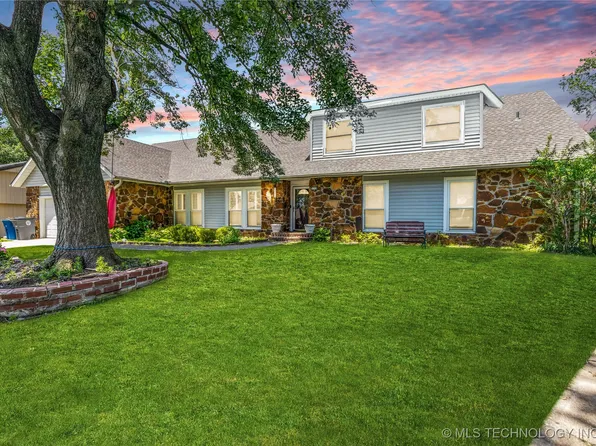 9208 S 70th Ave E, Tulsa, OK 74133