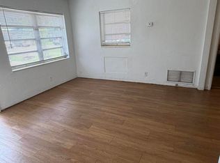 6129 SW 22nd St, Hollywood, FL 33023