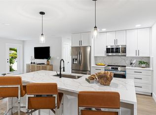 360 NW 35th St, Oakland Park, FL 33309