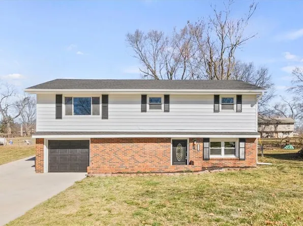 6820 NE 49th Ter, Kansas City, MO 64119