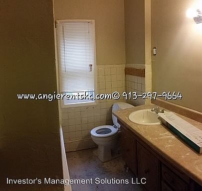 3rd image of 3715 Benton Blvd