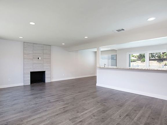 4th image of 3691 Mount Ariane Dr