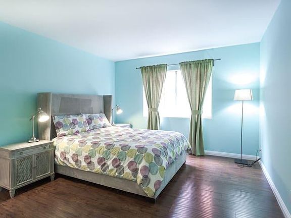 4th image of 701 S Kingsley Dr #103