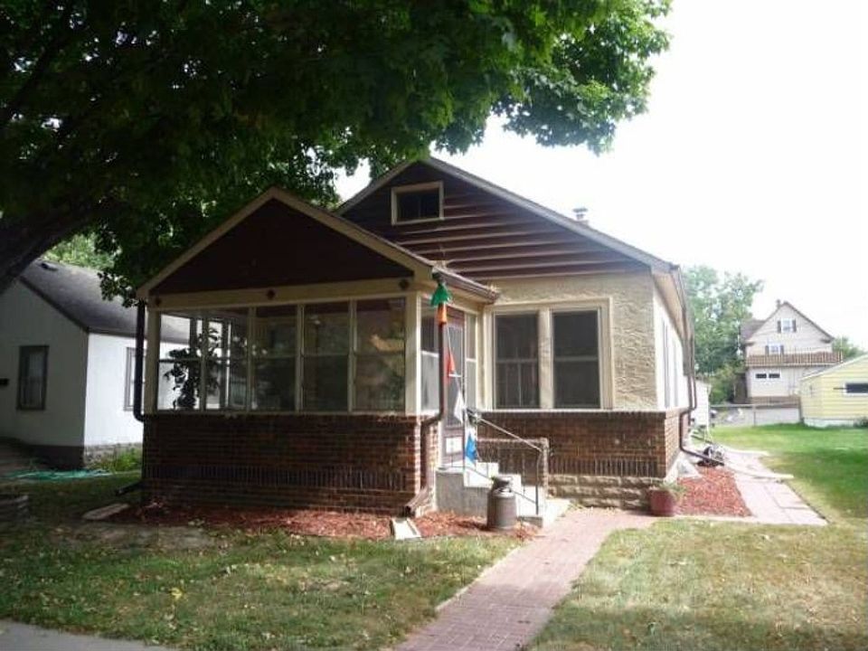 1st image of 1084 Livingston Avenue