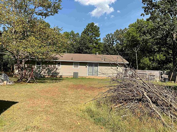 3rd image of 345 Terry Ln