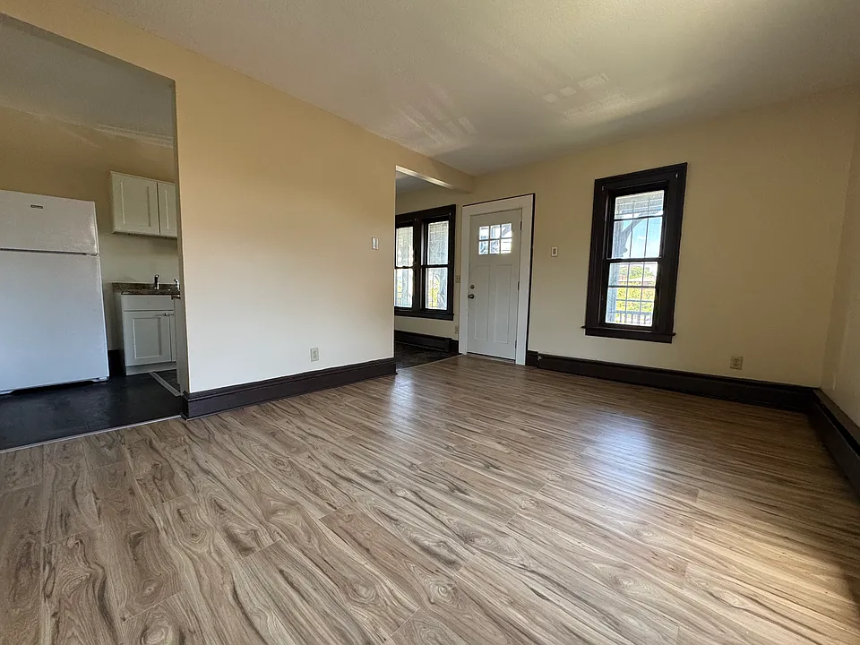 42-102 Alden St #42-102