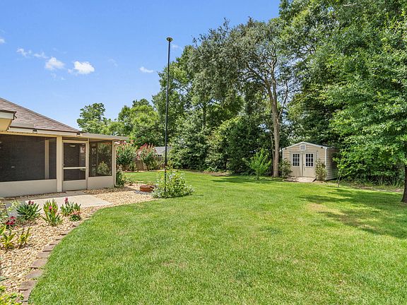 2nd image of 8916 Clearbrook Dr