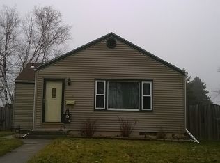 809 Redfin Ct, Manitowoc, WI 54220