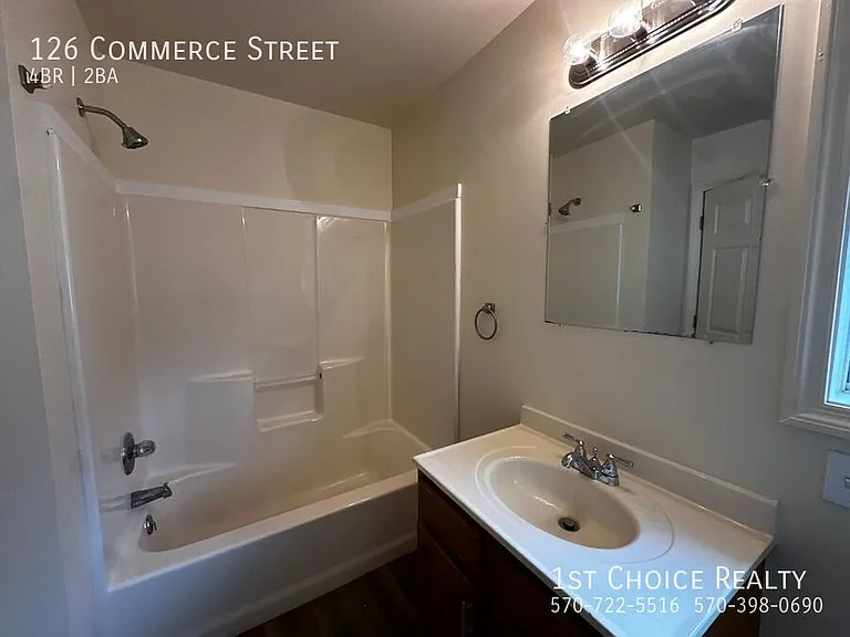 126 Commerce St — Photo 6