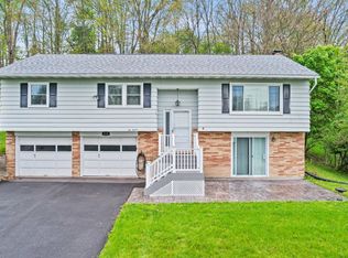 215 Jamaica Blvd, Endicott, NY 13760