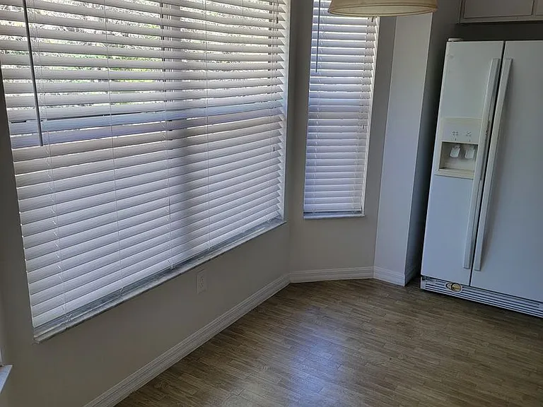 8464 N Bolder Dr — Photo 5