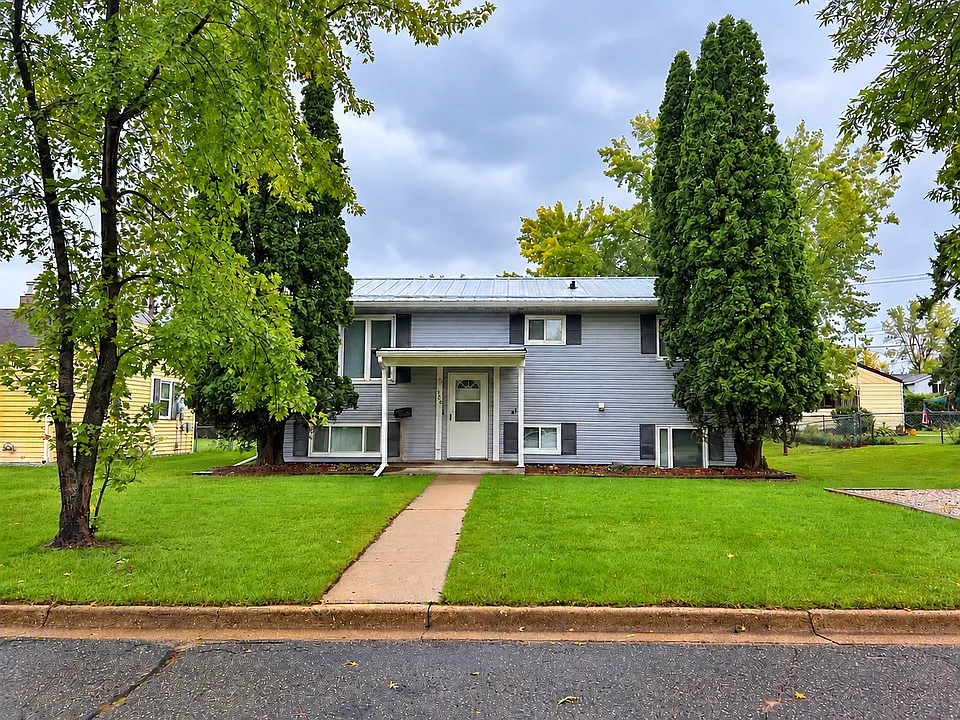 306 Norwood Dr NE