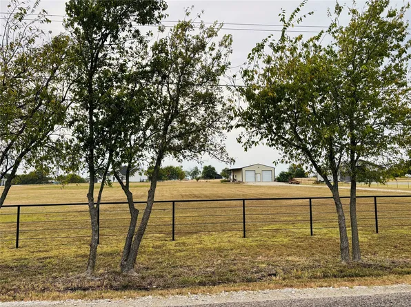 1883 Jc Maples Rd, Gunter, TX 75058