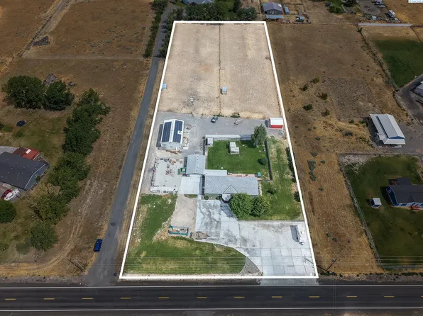 17004 E Ruppert Rd, Benton City, WA 99320