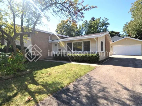 540 S Cedar St, Palatine, IL 60067