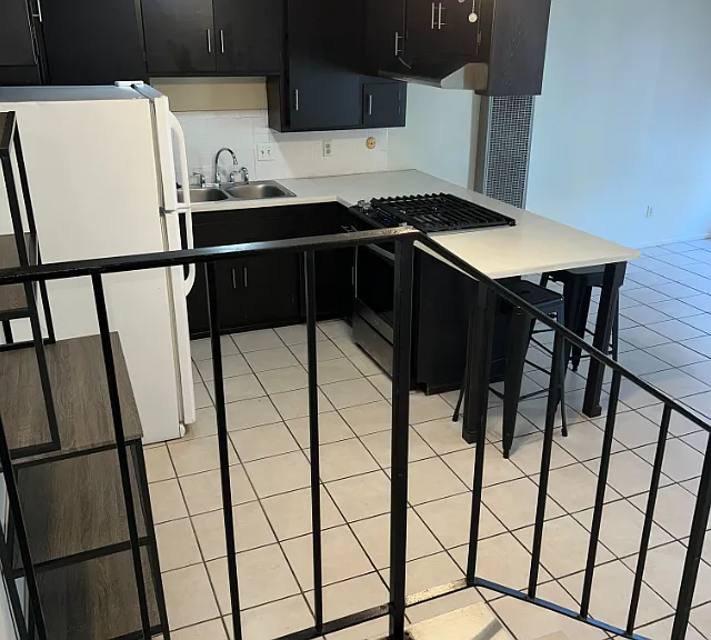 240 S Holliston Ave #4 — Photo 5