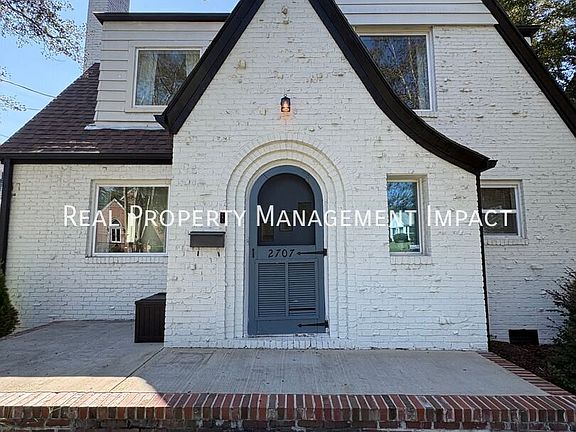 3rd image of 2707 N Roxboro St