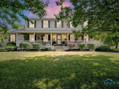 727 Eisenhower Dr, Fostoria, OH, 44830