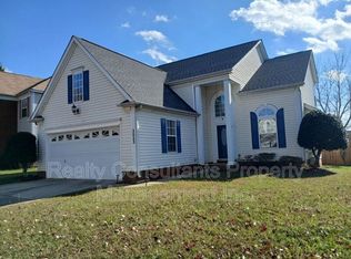 3823 Thomas Ridge Dr, Charlotte, NC 28269