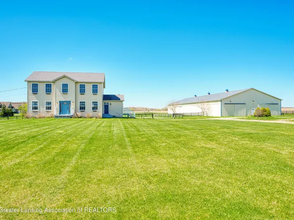 12185 N Irish Rd, Otisville, MI 48463