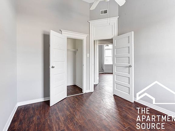 4th image of 1355-59 W Chicago Ave #A03