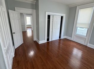 660 Noble Ave APT 1, Bridgeport, CT 06608